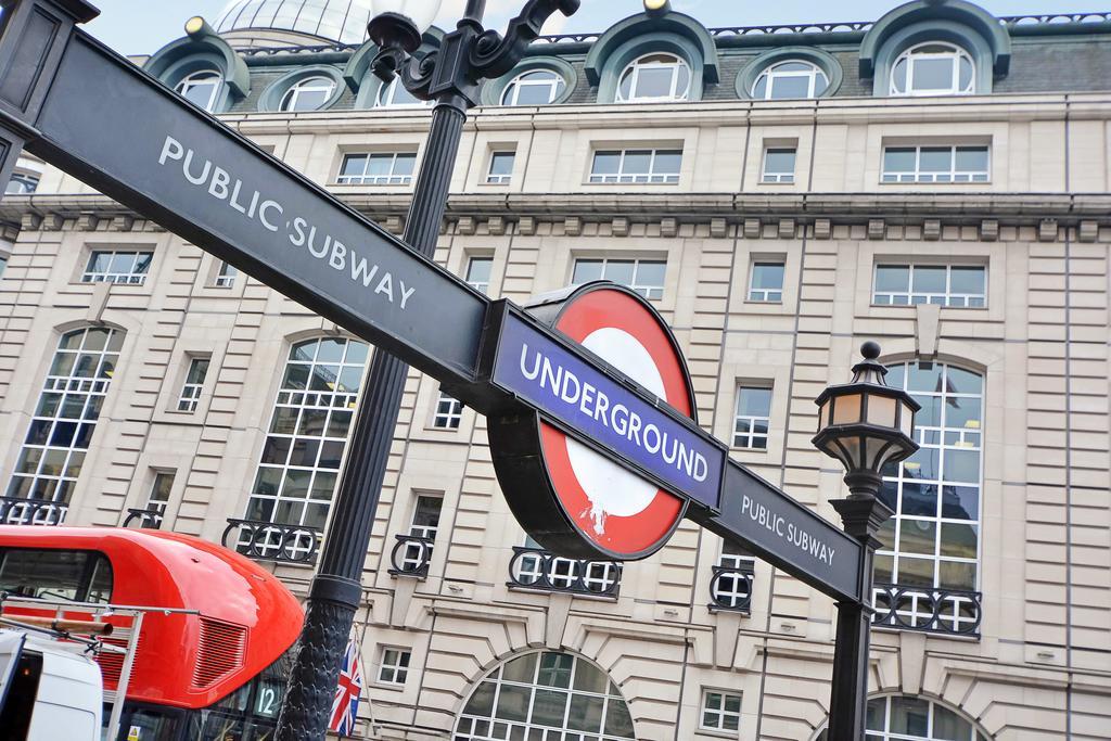 Piccadilly Circus Apartments London Eksteriør billede