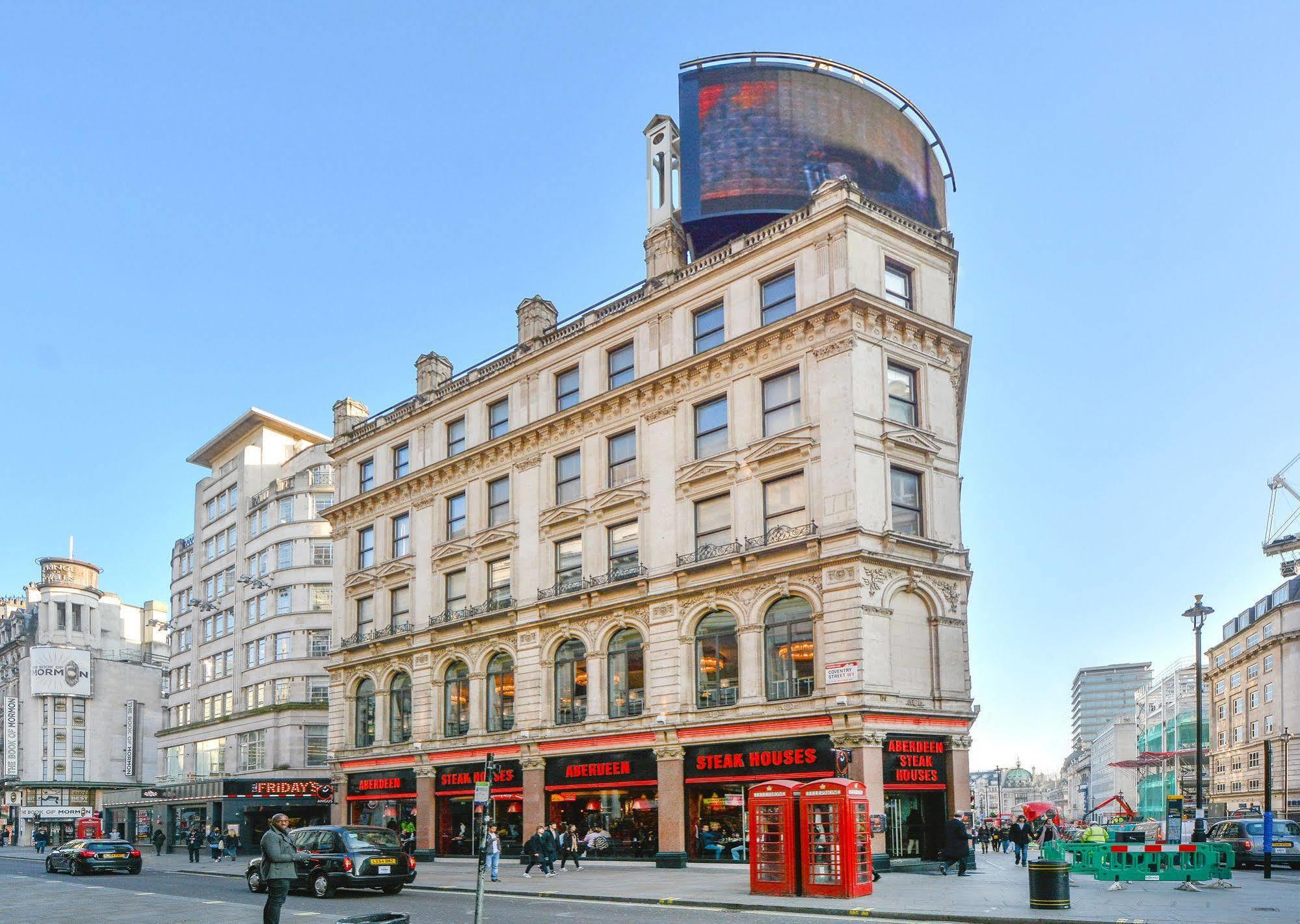 Piccadilly Circus Apartments London Eksteriør billede